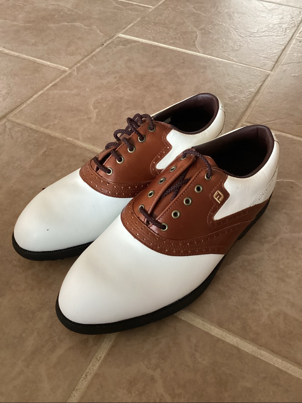 Foot Joy Soft Joys Terrain men’s Oxford golf shoes brown and white. Size 9